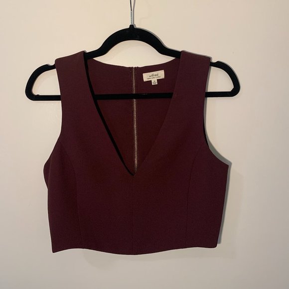 Wilfred Tops - Wilfred Structured Deep V Crop Top